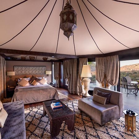 Kasbah Tamadot - Sir Richard Branson'S Moroccan Retreat Asni Luaran gambar