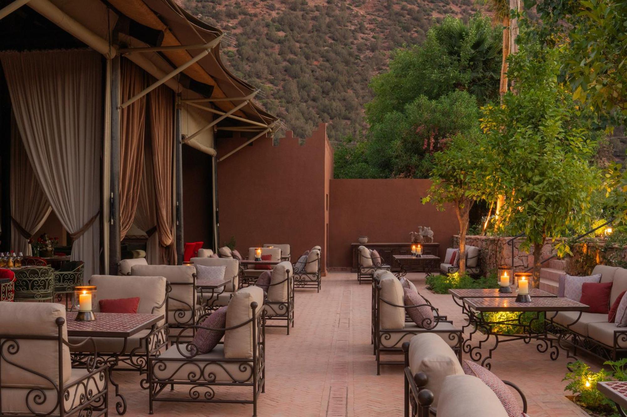 Kasbah Tamadot - Sir Richard Branson'S Moroccan Retreat Asni Luaran gambar