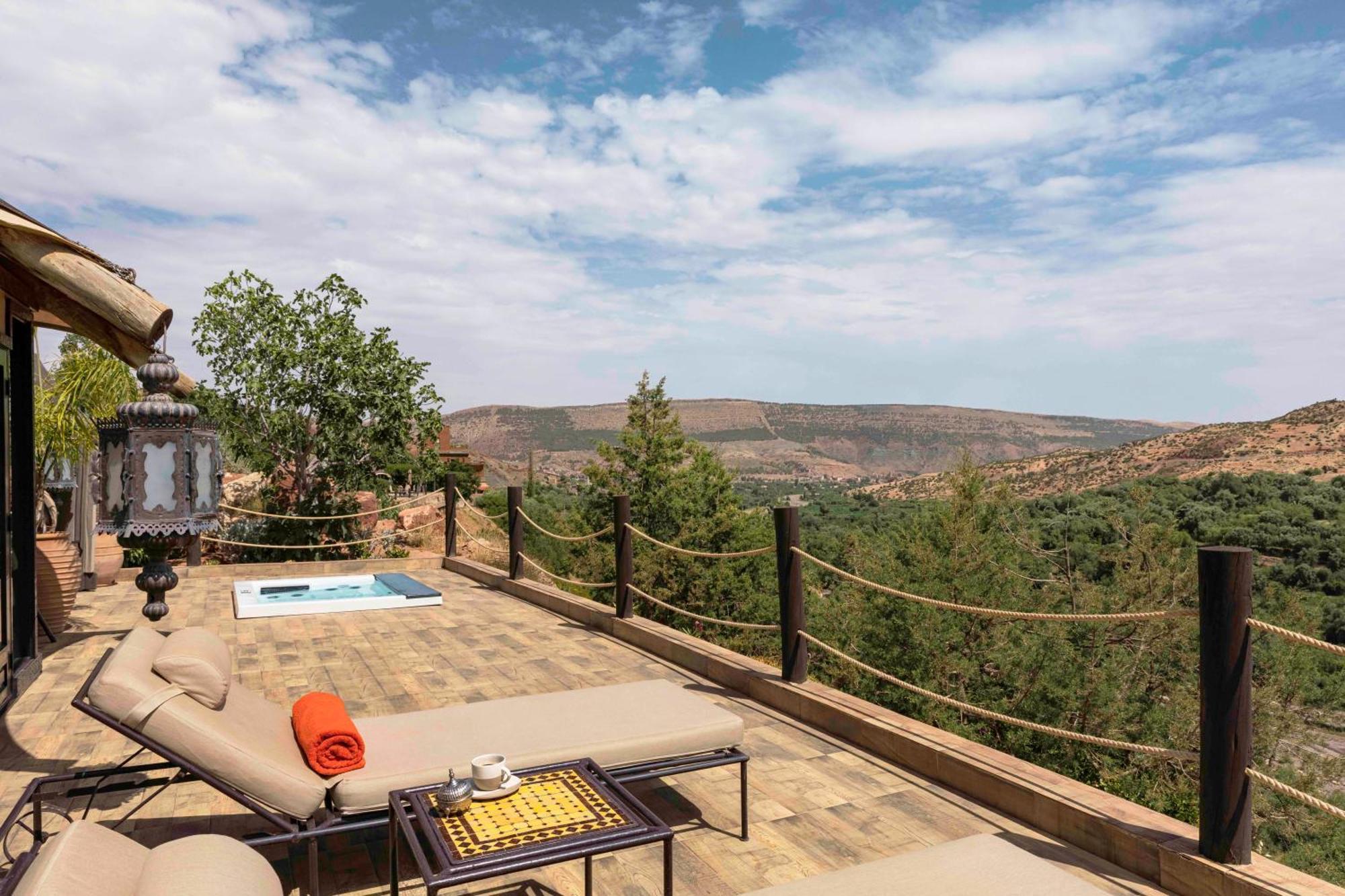 Kasbah Tamadot - Sir Richard Branson'S Moroccan Retreat Asni Luaran gambar